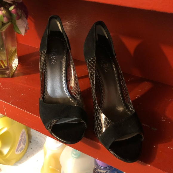 BCBG heel shoes - Picture 4 of 6